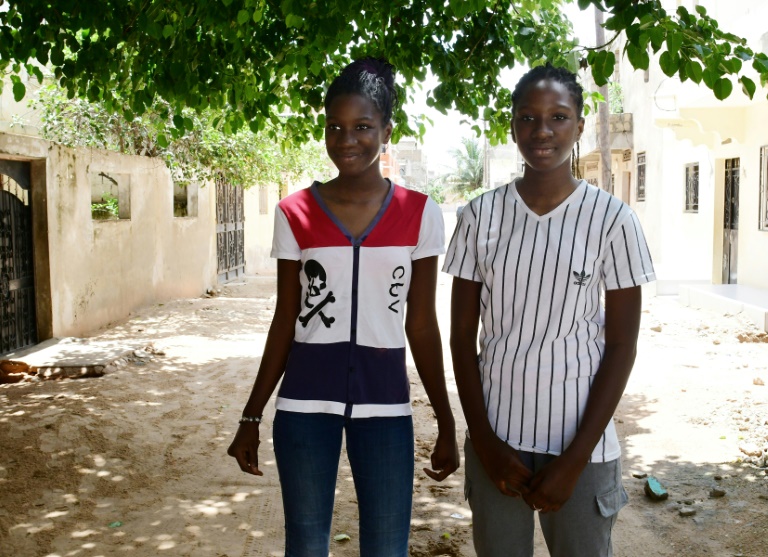 Sénégal BAC des bachelières jumelles de 13 ans refusent une bourse pour l'étranger