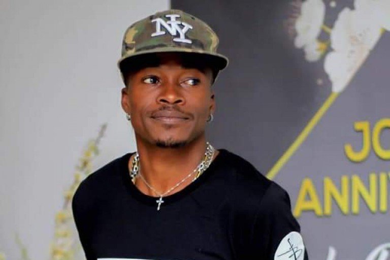 Debordo Leekunfa : l'artiste surprend ses fans avec cette nouvelle