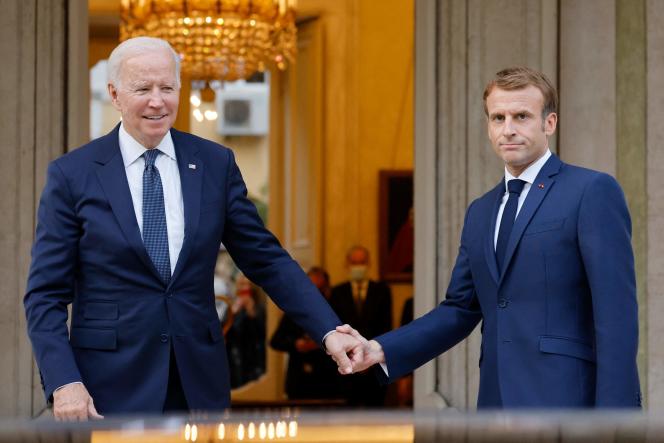 Rencontre entre Emmanuel Macron et Joe Biden : le président américain fait des aveux au président français