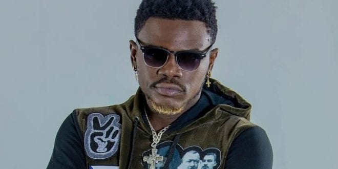 Côte d'Ivoire : ''Espèce de petit Juda de merde !", le torchon brûle entre Ariel Sheney et...