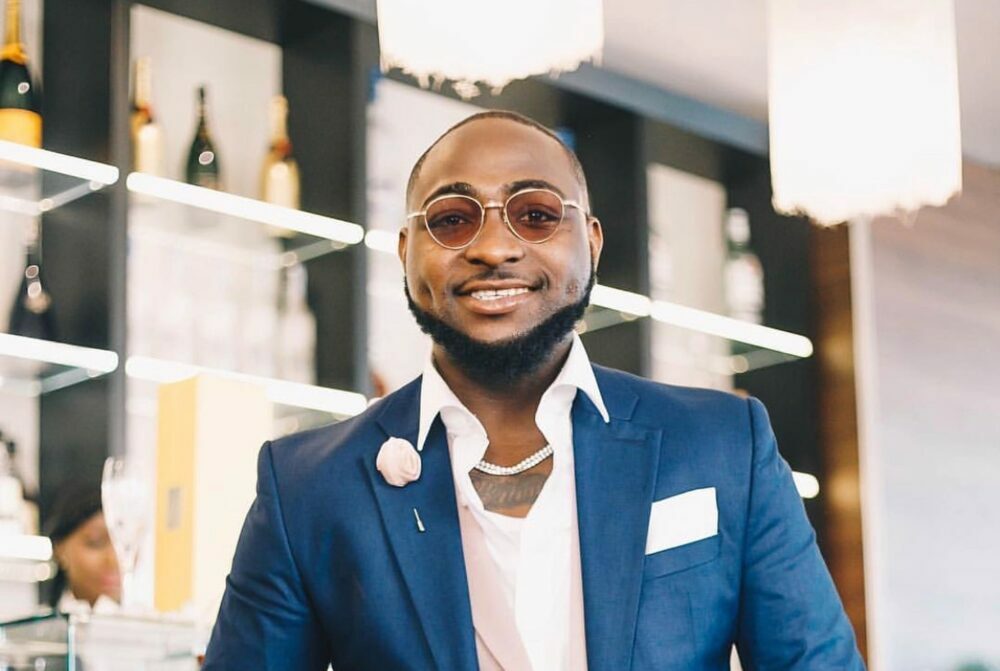 Davido : "Quand vas-tu féliciter mon oncle pour sa victoire ?"