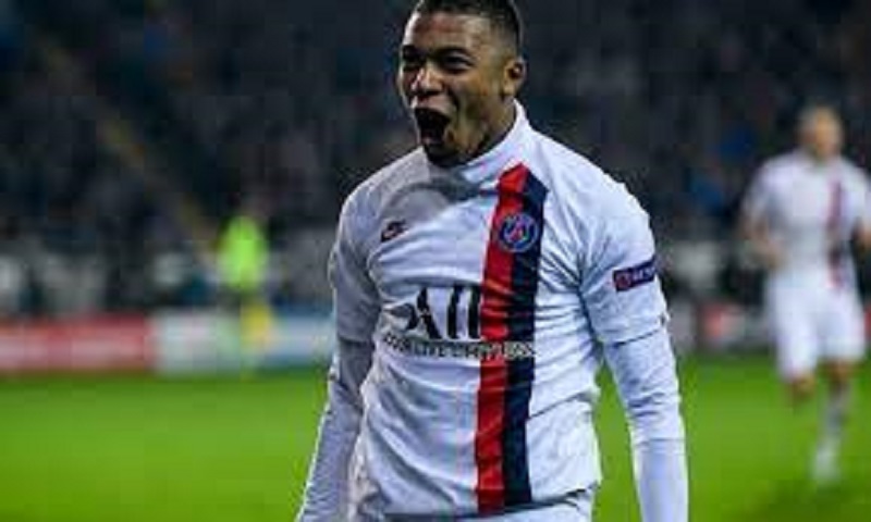Kylian Mbappé le prix fou du maillot du quadruplé de la star secoue la toile