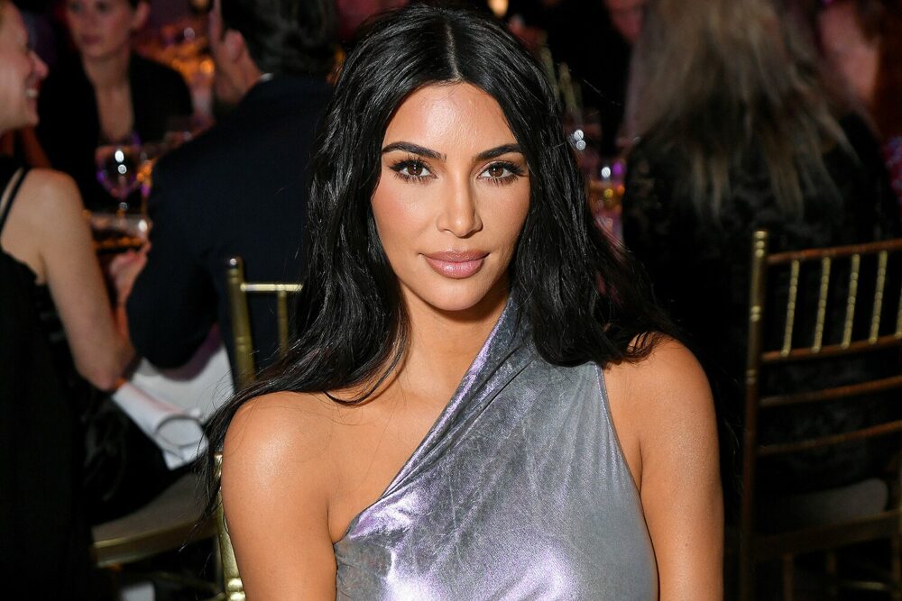 Stars : Kim Kardashian enflamme la toile avec sa tenue à l'occasion de cet heureux événement (photos)