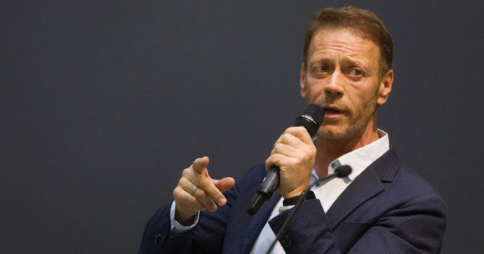 Foto Ivan Benedetto/LaPresse11/5/2019 Torino (Italia) CronacaXXXII Salone Internazionale del Libro di Torino Nella foto: Rocco Siffredi, Rosa CaraccioloPhoto Ivan Benedetto/LaPresseMay 11, 2019 Turin (Italy) NewsXXXII International Book Fair of Turin In the picture: Rocco Siffredi, Rosa Caracciolo