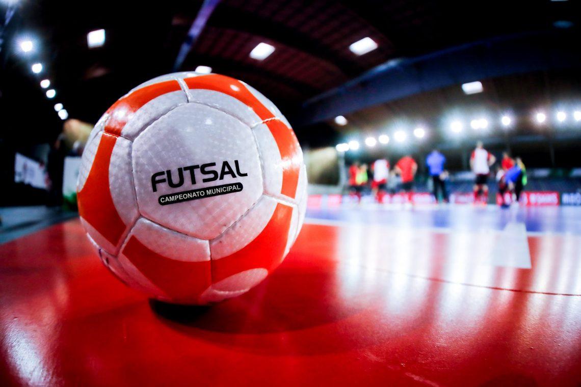 Après le stade de foot le Sénégal lance les travaux de son 1er terrain de futsal