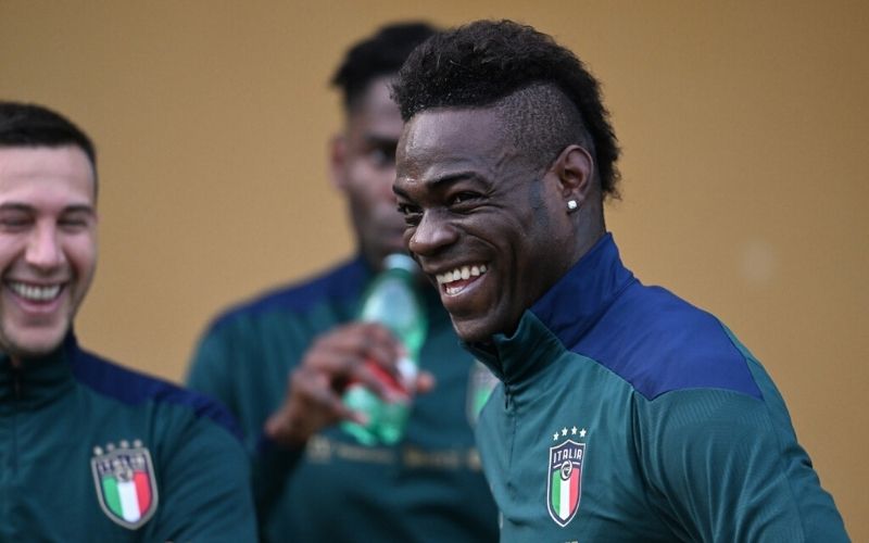 Italie Roberto Mancini face à un gros dilemme ; La place de  Mario Balotelli menacée