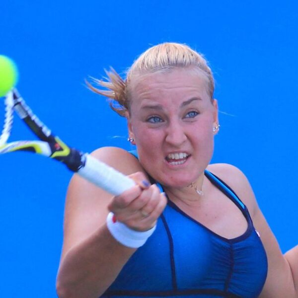 Ksenia Palkina  la joueuse de Tennis suspendue 16 ans pour avoir truqué...