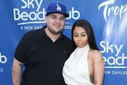 Rob Kardashian Blac Chyna m'a battu avec une barre de métal et a sorti une arme à feu