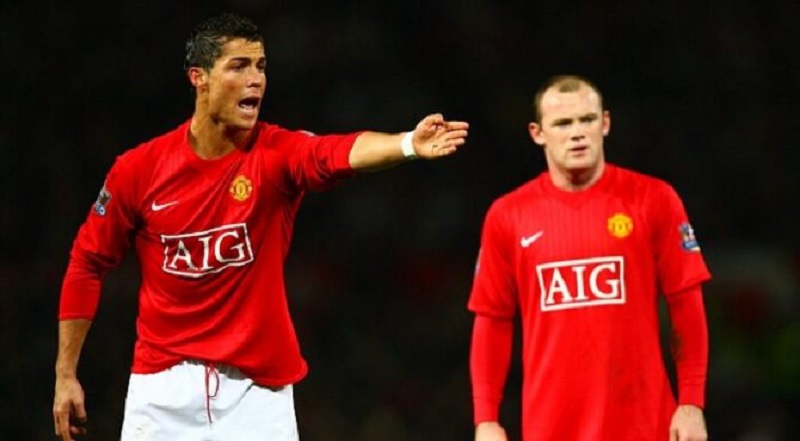 Tous les joueurs sont jaloux de Ronaldo, sauf…Wayne Rooney rebondit sur le tacle de Cristiano et reconnaît être jaloux