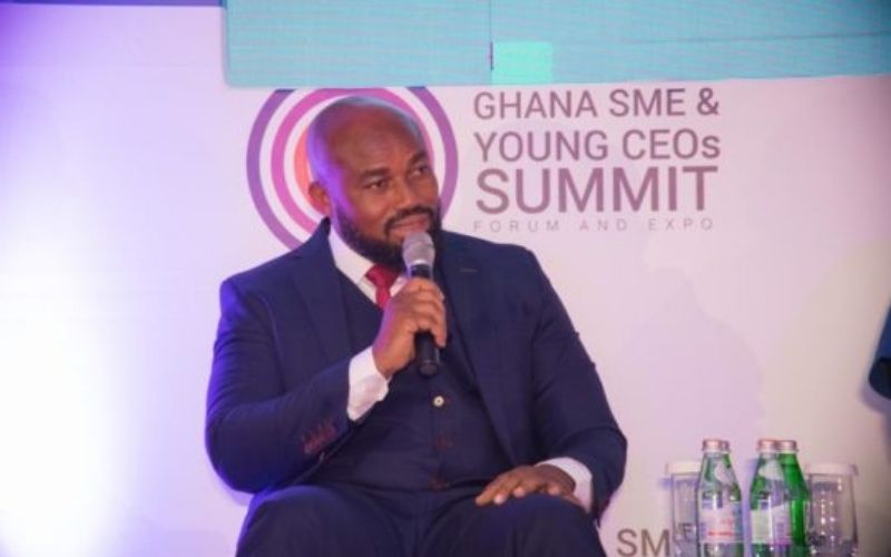 « Tu es un idiot si tu dors plus de 8 heures » ; un célèbre entrepreneur africain livre des secrets aux jeunes