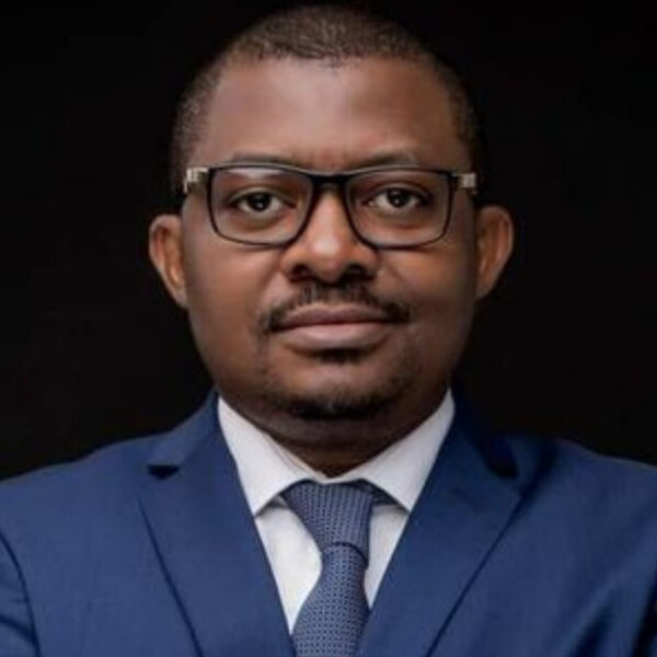 Cameroun Émile Parfait Simb, le fondateur de Liyeplimal arrêté