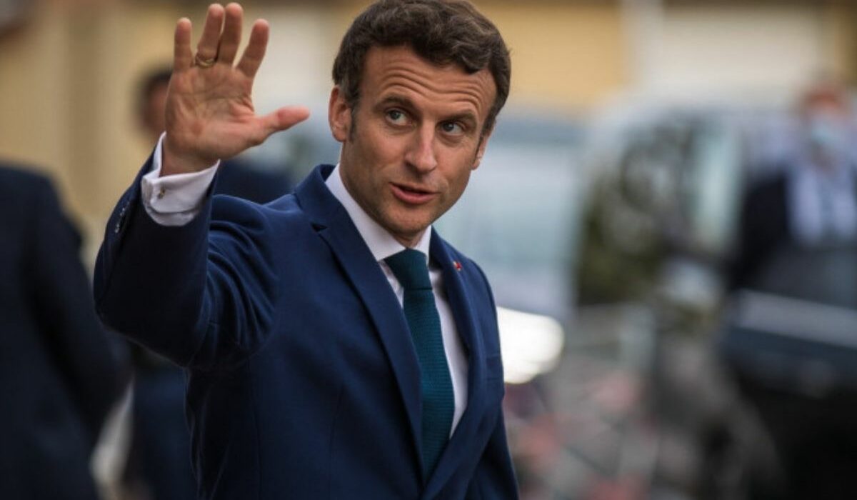 Fiasco de la finale de la LdC Macron sort du silence et demande la transparence