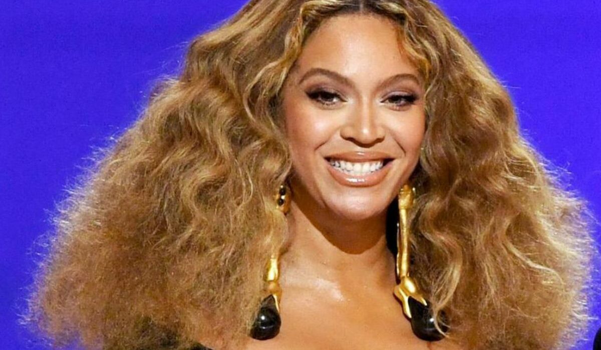 Mon cœur est comblé, OMG..., dévoilé, le nouveau tube de Beyoncé fait déjà un carton (vidéo) (2)