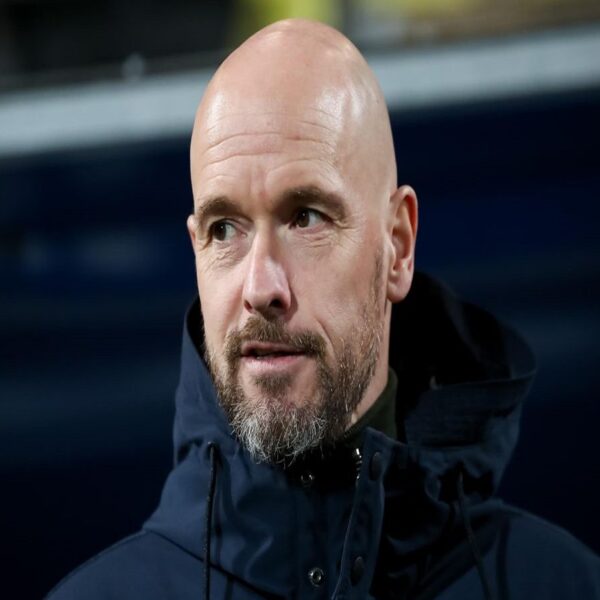 Erik Ten Hag : "Nous n'étions pas éveillés dans la défense mais..."