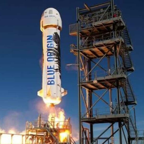 Coup dur pour Blue Origin : la fusée de l'entreprise de Jeff Bezos s'est écrasée (vidéo)