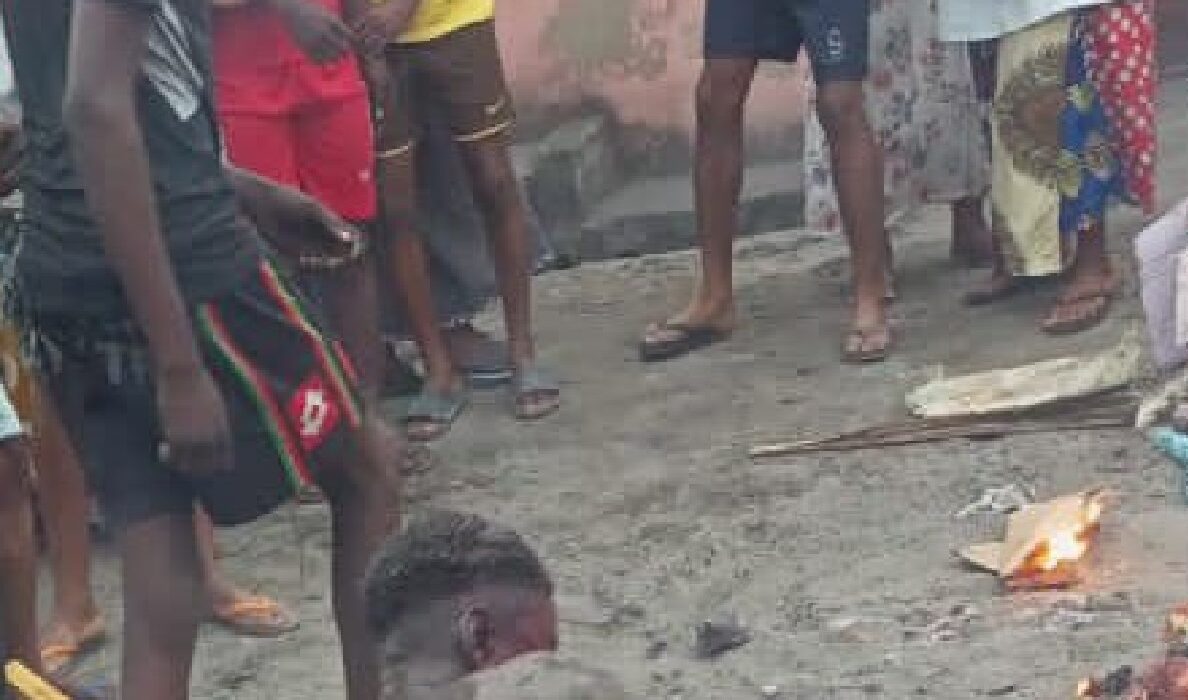 Congo 2 jeunes battus à mort en pleine rue pour ...