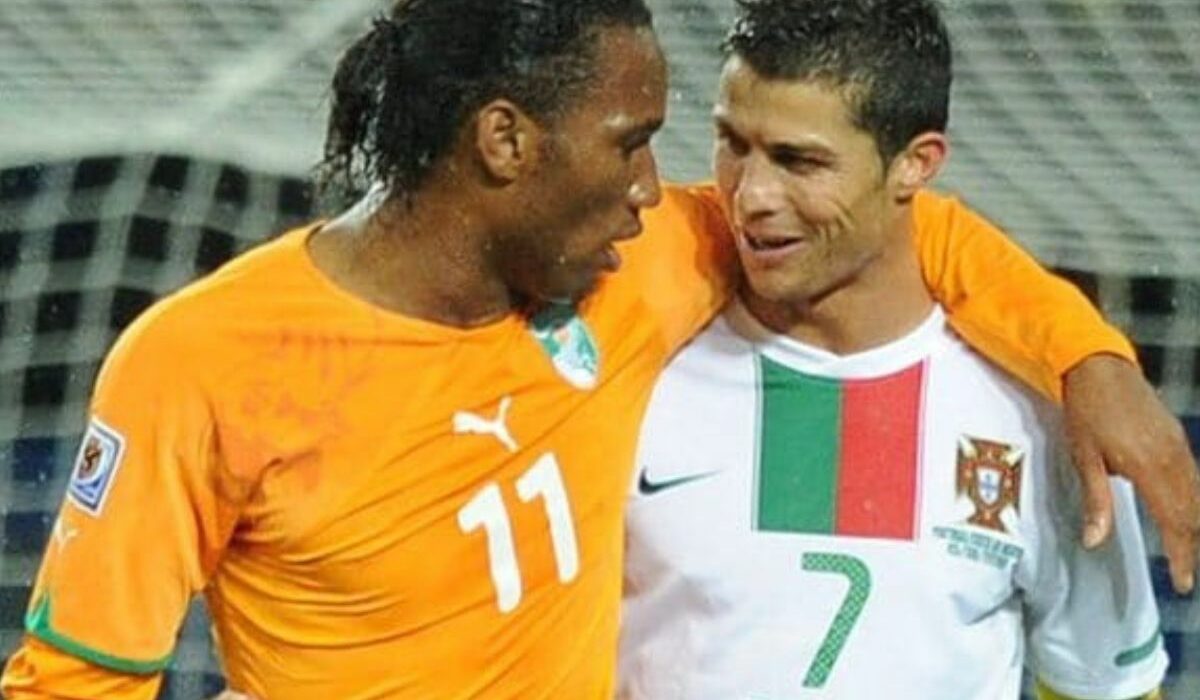 Coupe du monde 2010 Cristiano Ronaldo a fait prier Didier Drogba (vidéo)