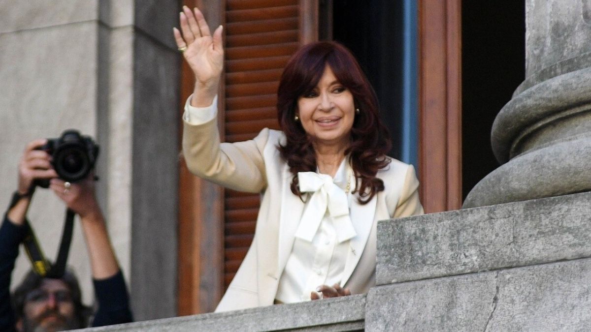 Cristina Fernández la vice-présidente de l’Argentine tuée devant son domicile (vidéo)