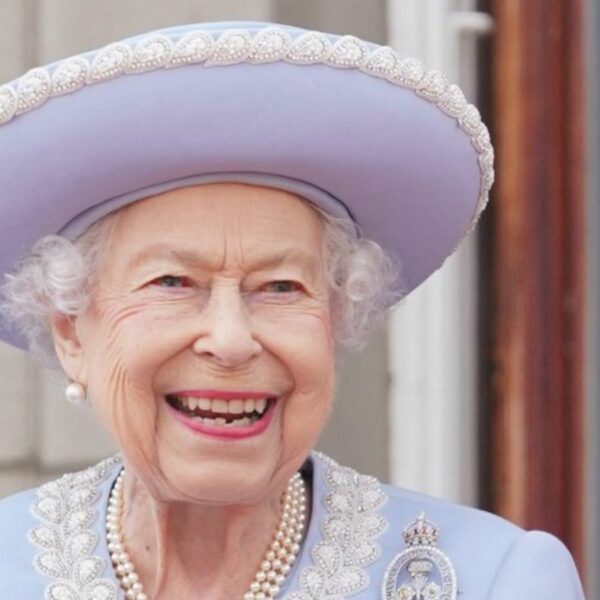 Décès d'Elizabeth II ce mystérieux message de la Reine daté de 1986 qui ne doit être ouvert qu'en 2085