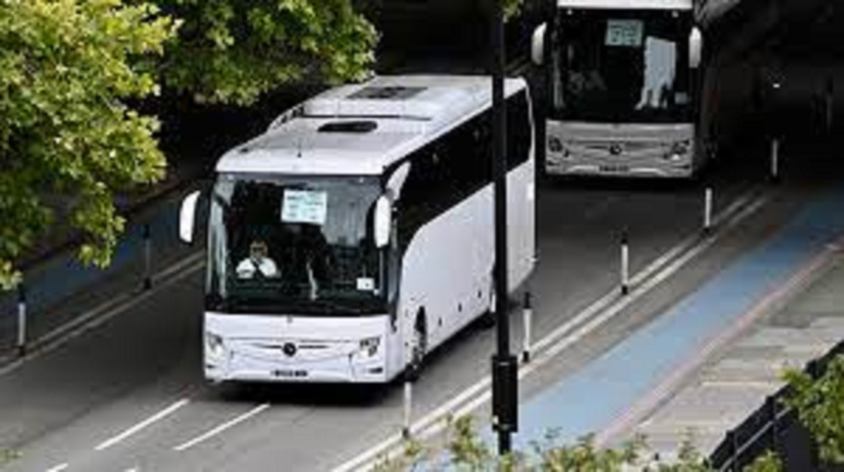 Des dirigeants du monde doivent prendre un bus pour les ...