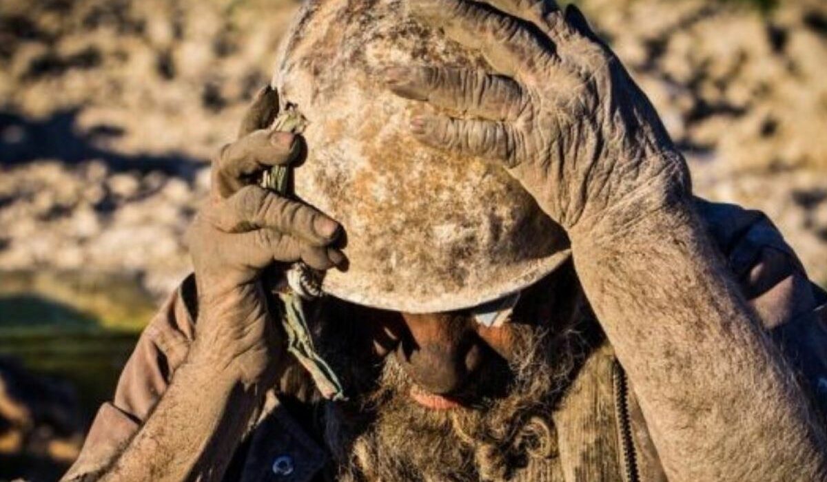 L'homme le plus sale du monde il ne s'est plus lavé depuis... plus de 60 ans