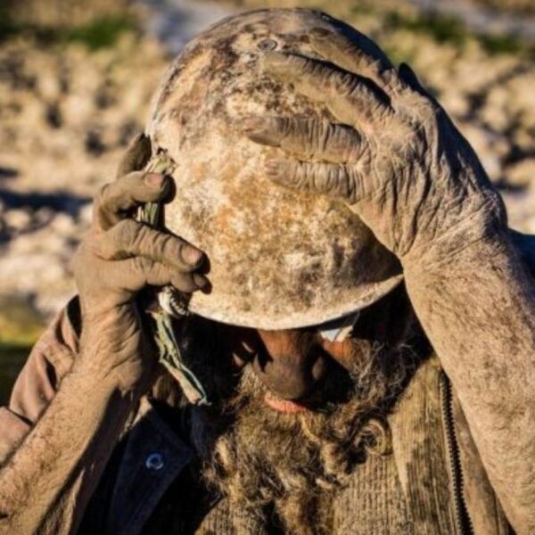 L'homme le plus sale du monde il ne s'est plus lavé depuis... plus de 60 ans