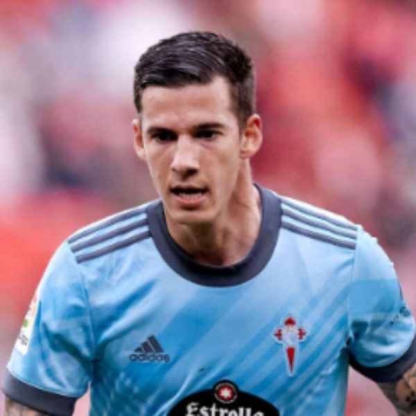 Santi Mina