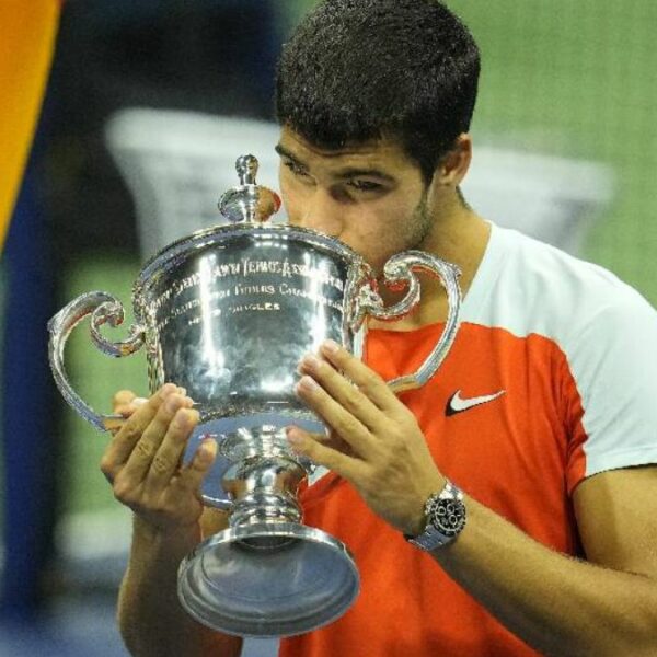 Tennis qui est Carlos Alcaraz, le nouveau et plus jeune numéro un mondial de l’histoire