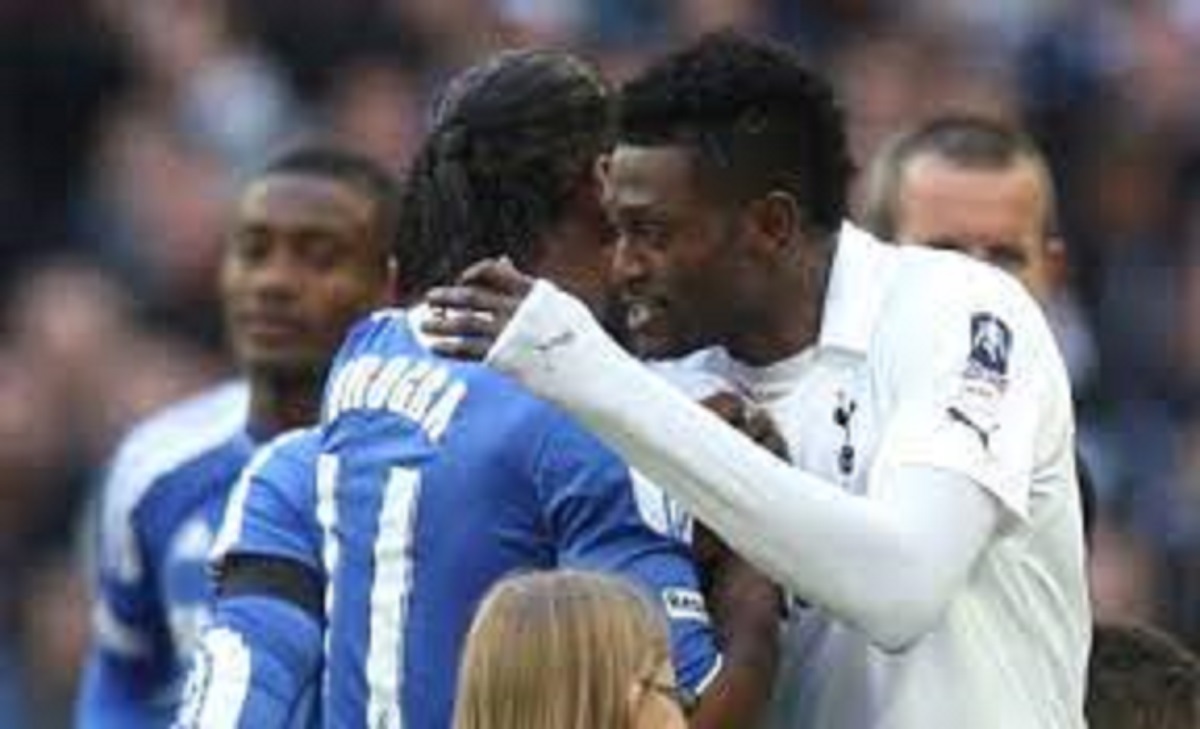 Adebayor mieux  Drogba