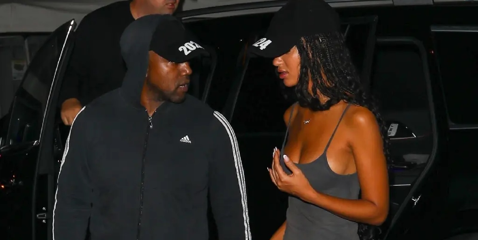 Juliana Nalu la nouvelle petite amie de Kanye West affiche son incroyable silhouette (photos)