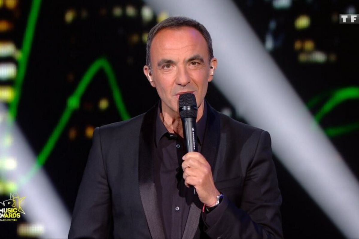  NRJ Music Awards  mauvaise nouvelle pour Nikos Aliagas ; le célèbre animateur remplacé à la dernière minute