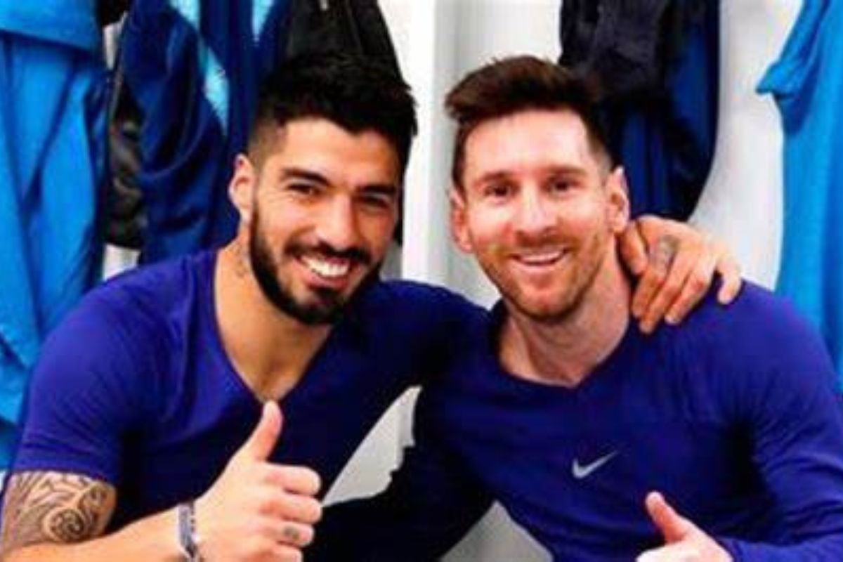 Luis Suarez et sa famille font une belle surprise à Lionel Messi