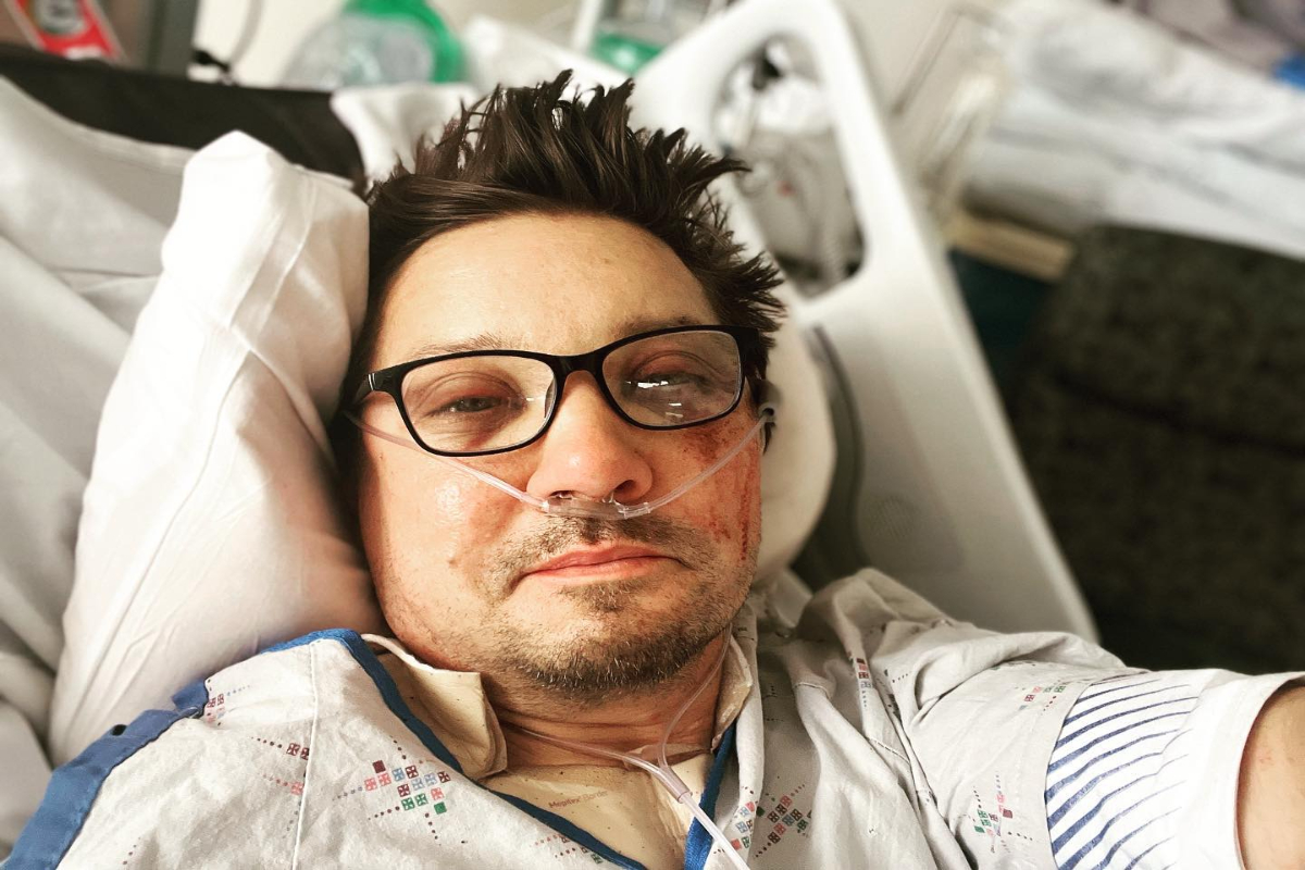 Jeremy Renner nouvelles hôpital