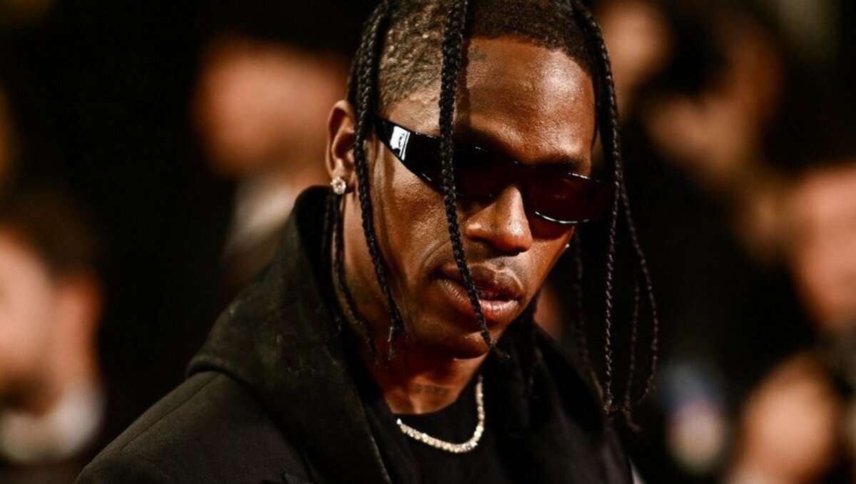 La mégastar du rap américain Travis Scott interpellée à Paris ; les raisons