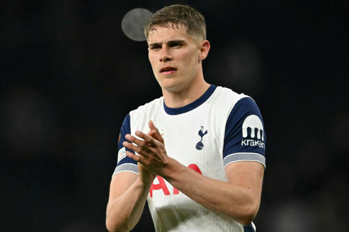 Finale Europa League / Van de Ven : "Tottenham n'a pas peur de Man United"