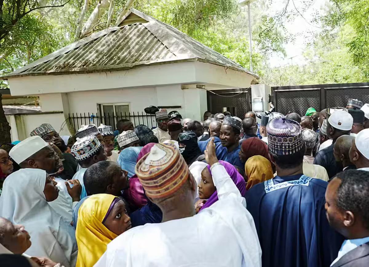 Nigeria : enterrement sous haute sécurité de l'ex-président Muhammadu Buhari